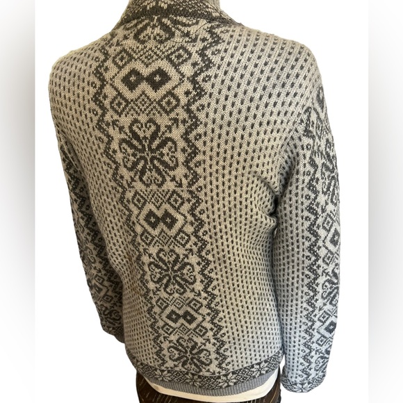 Andean Tradition alpaca blend knit long sweater with decorative hooks size small - Picture 3 of 8